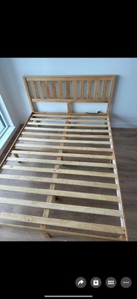  Solid wood bed frame bed frame Markham / York Region Toronto (GTA) Preview