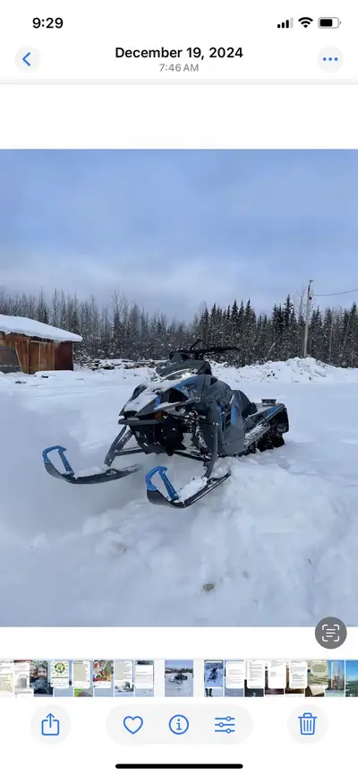 Excellent condition low low kms / mountain sled .