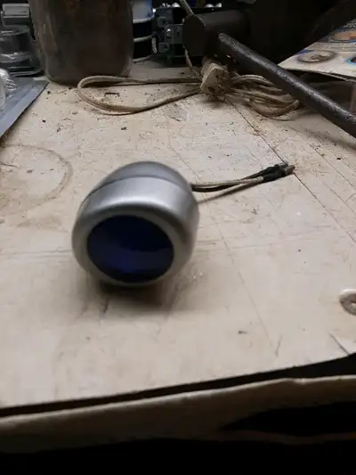 Just the one. Asking $2. Please check out my other ads