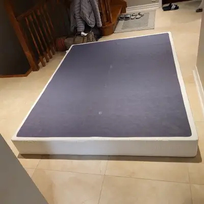 Queen size mattress box, 50 dollars, View more