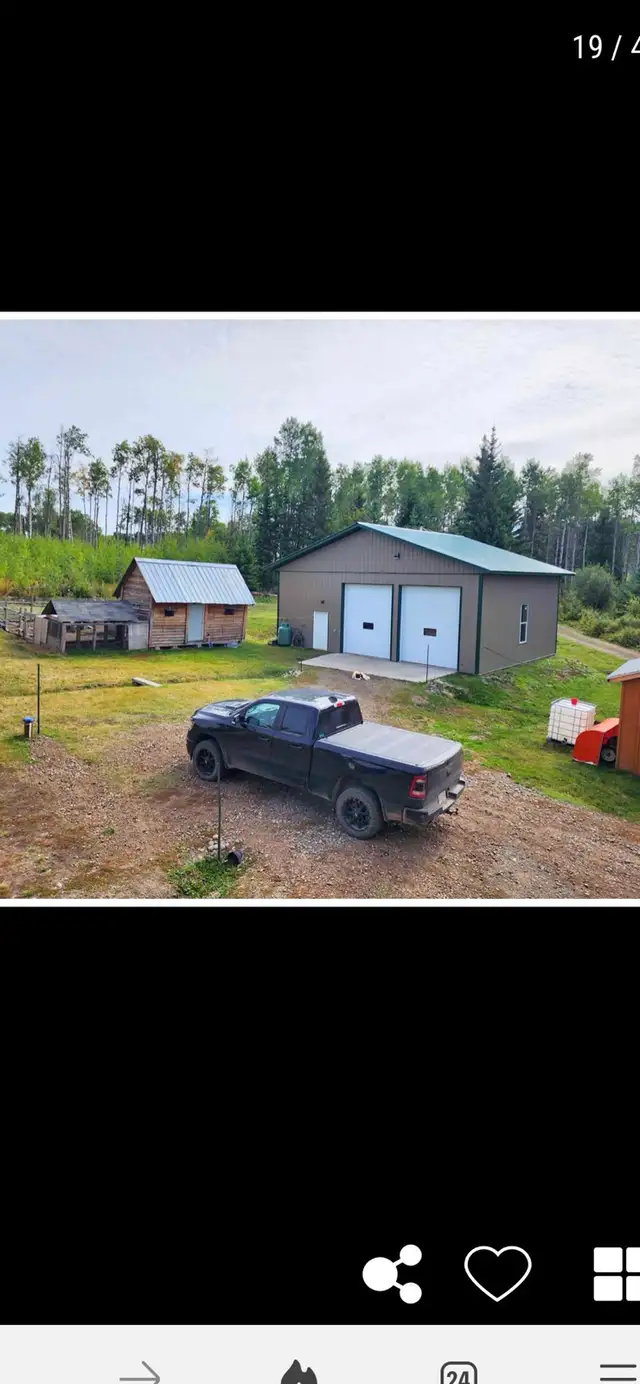 OFF-GRID LAKEFRONT ESTATE – 138 ACRES – NORTHERN BC in Houses for Sale in Burns Lake - Image 4
