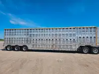 Merritt tri axle cattle liner