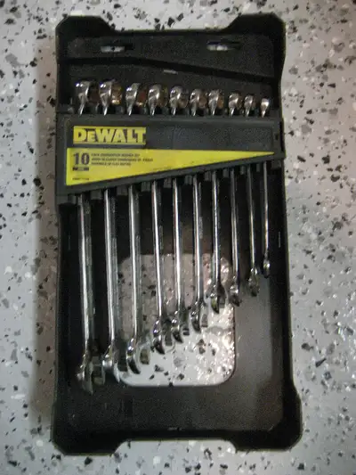 Combination Metric Wrench Set, View more