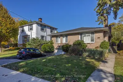 6 Bedroom 3 bathroom house for rent