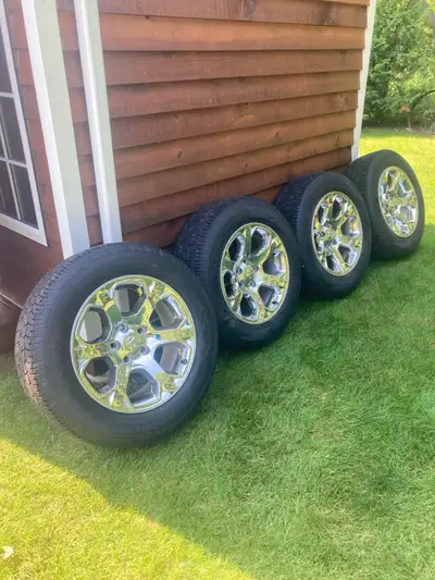4 rims and tires with working Tire pressure sensors, no cracks or punctures, no vibration at all, bu...