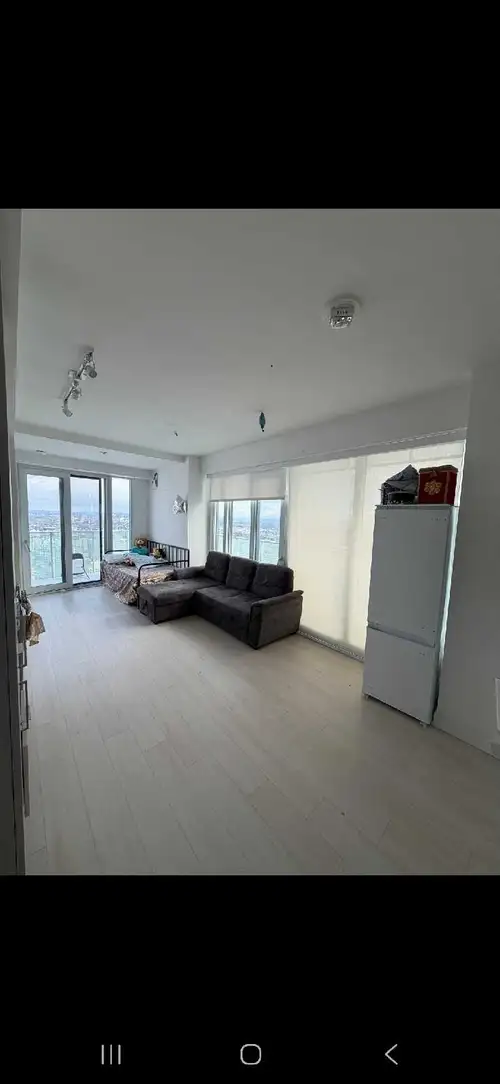 ️ CONDOS FOR RENT | MISSISSAUGA 3900 Confederation Parkway $2,600/month + utilities FREE high-speed...