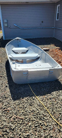 12' Aluminum Boat