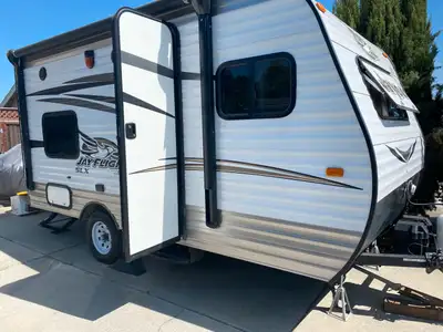 2019 Jayco Jay Flight SLX 154BH Great family trailer that is in fantastic condition Personal sale by...