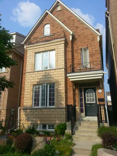Room for Rent – $750/Month – Student Preferred Clean, quiet room available in a well-maintained home...