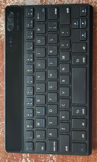 Keyboard Portable Bluetooth  with case - For Laptop iPhone Andro