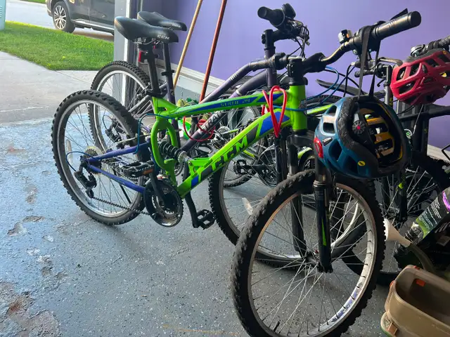Bike for sale in Road in Calgary - Image 3