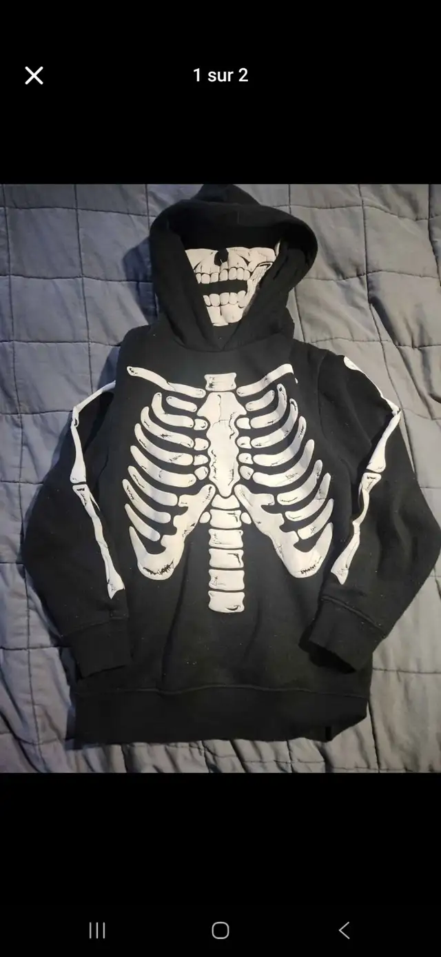 hoodie squelette pour enfant. 10-12 ans in Kids & Youth in Laval / North Shore - Image 3