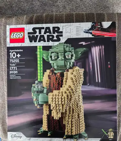 New Lego Star Wars 75255 YODA 10+, View more