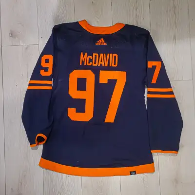 (NEW) Edmonton Oilers Connor McDavid Jersey Third Adidas Jersey, View more