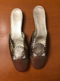 Salvatore Ferragamo Women's Gold Flats Size 8 1/2