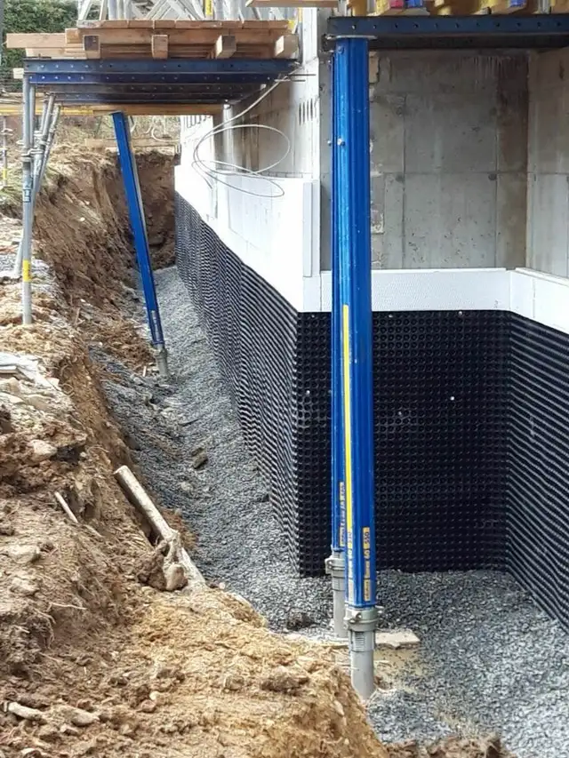 LEAKY BASEMENT/FOUNDATION CRACKS/WATERPROOFING/UNDERPINNING62863238915073122