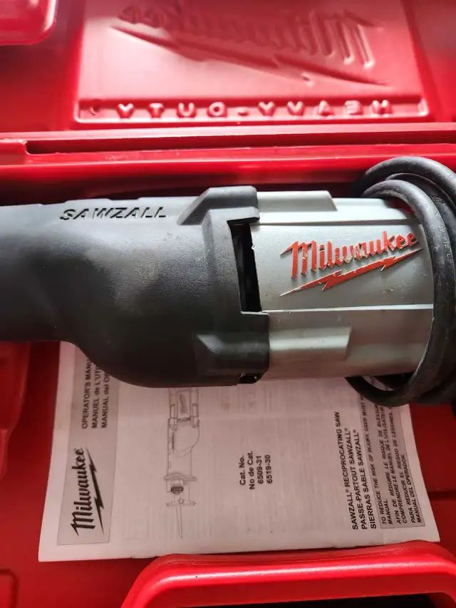 Milwaukee Sawzall in Power Tools in Mississauga / Peel Region - Image 3