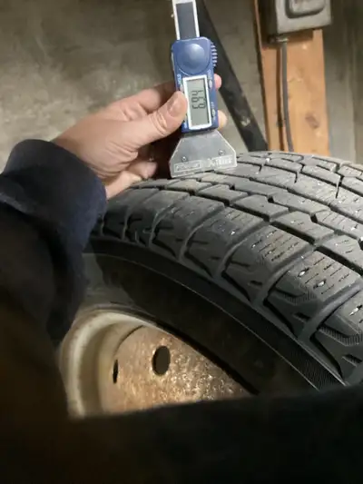 205/55R16 Tread depth 6.94 (new is 8.75). Purchased in 2021.- selling only due to vehicle change. St...