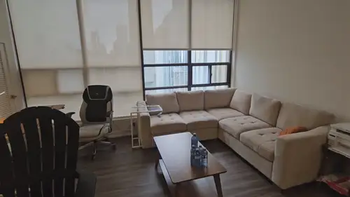 AVAILABLE IMMEDIATELY! Live in the heart of Downtown Toronto this summer. This spacious 684 sq ft, e...