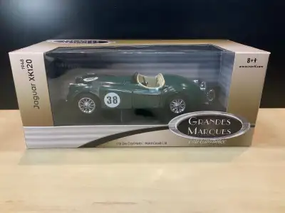 Jaguar XK 120 #38 1948 Ertl 1:18 boite jamais ouverte ni exposée