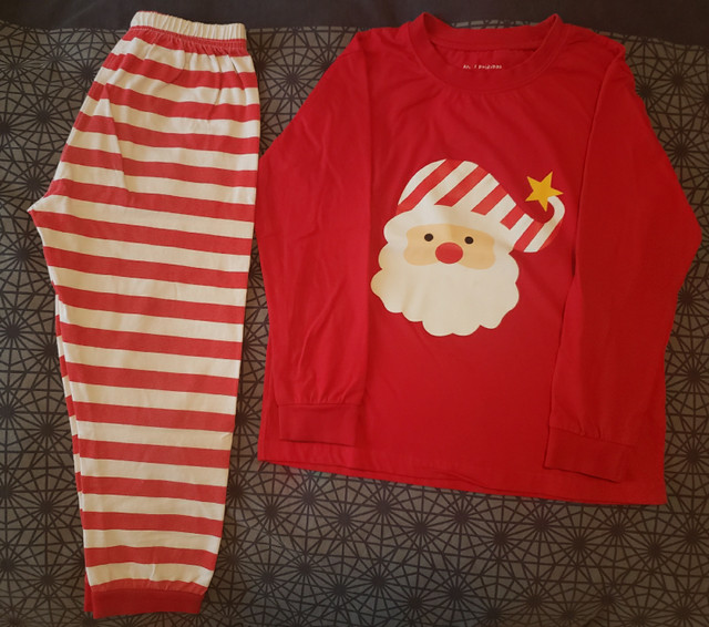Pyjama de Noël 7 ans dans Vêtements - 5T  à Ville de Montréal