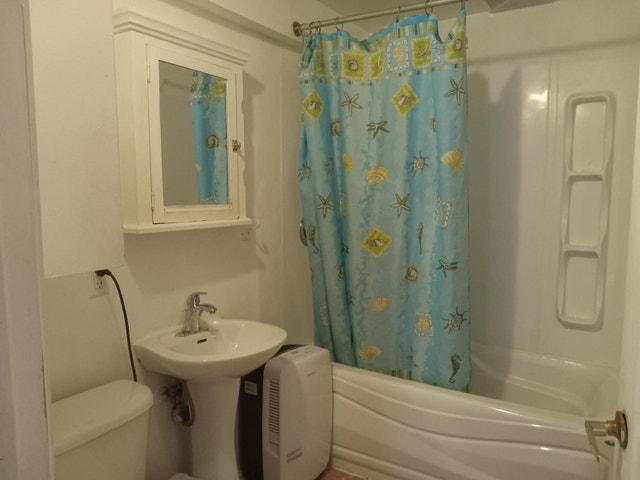 Belle chambre a louer à  600 $ tout inclus — photo 3