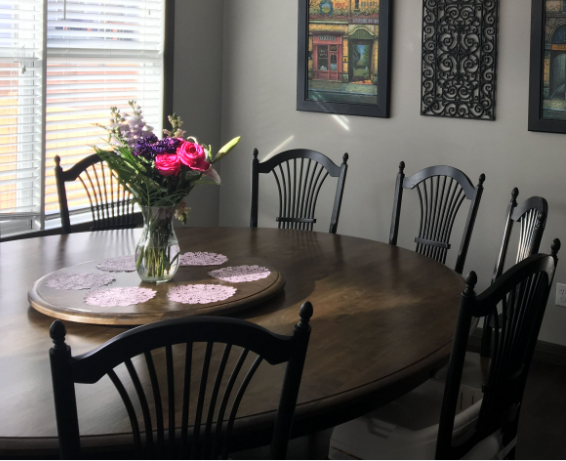 Camlen Dining Room Set