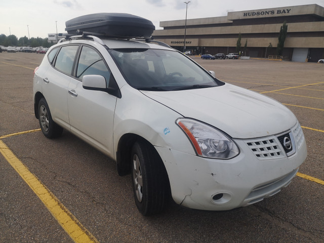 2010 Nissan Rogue in Cars & Trucks in Edmonton - Image 2