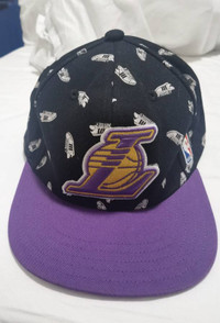 Lakers hat and Fjall Raven Hat