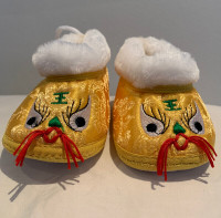 Chinese Tiger shoes (3-5T, new)