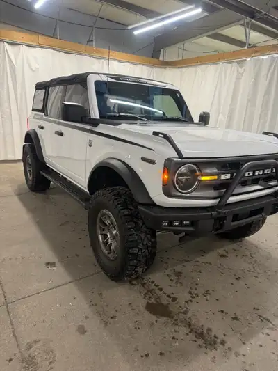 For sale is a highly customized, showroom-ready 2022 Ford Bronco Big Bend featuring approximately $2...