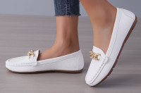 White Chain Decor Flat Loafers Shoes for women (size:US7,CN38)
