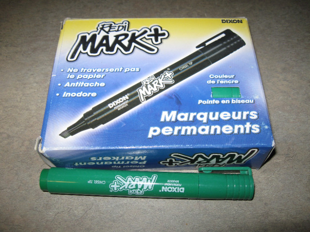 New Box of 12 Green Redi Mark Chisel Tip Permanent  Markers in Hobbies & Crafts in City of Halifax