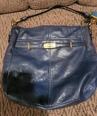 Coach purse / handbag