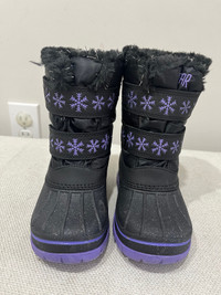 Cougar snow boots toddler size 7 