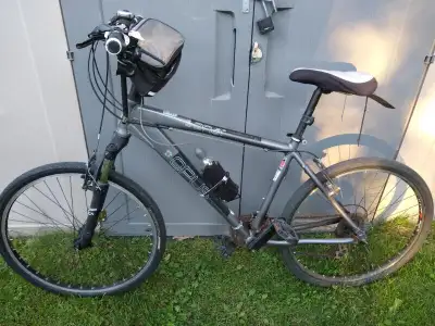 Opus strat mountain bike hotsell