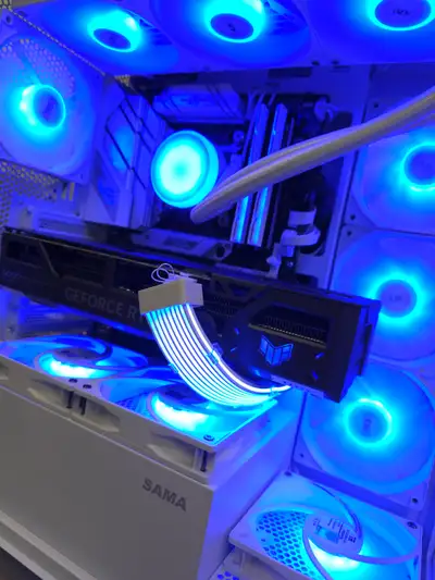 Beast Gaming PC - Ryzen 7800X3D - RTX 5070 - 32GB RAM - 1TB SSD, View more