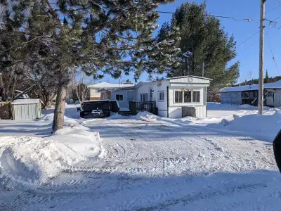 Available February 2026. Mobile home on Sunset Ave Sudbury steps away Richard lake . 3 bedroom home...