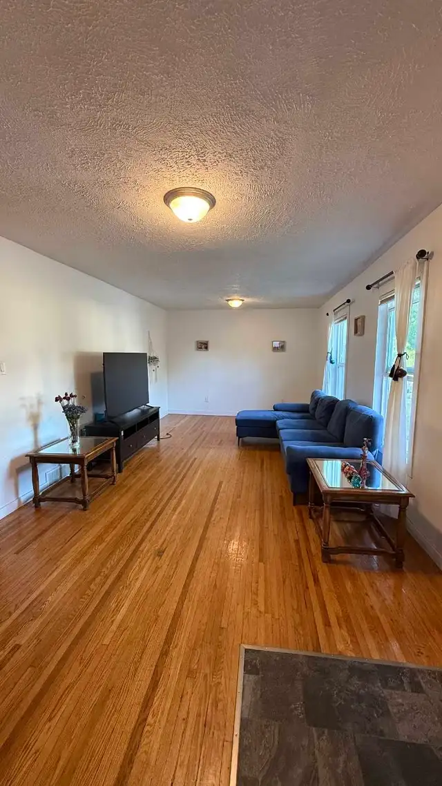 2 bedroom suite in Kelsey Woodlawn