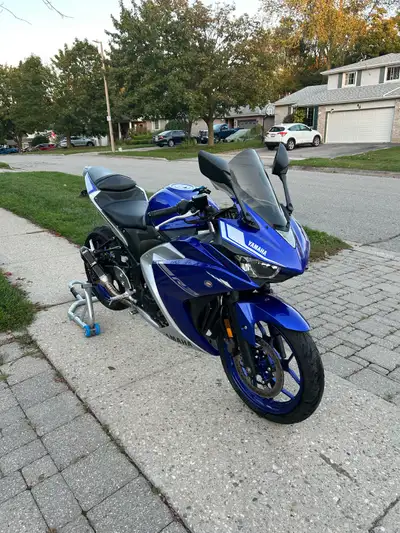 2017 Yamaha R3 Asking 4800 obo If the add is up it’s available 2 owners. Bought it at 4k kms. Ridden...