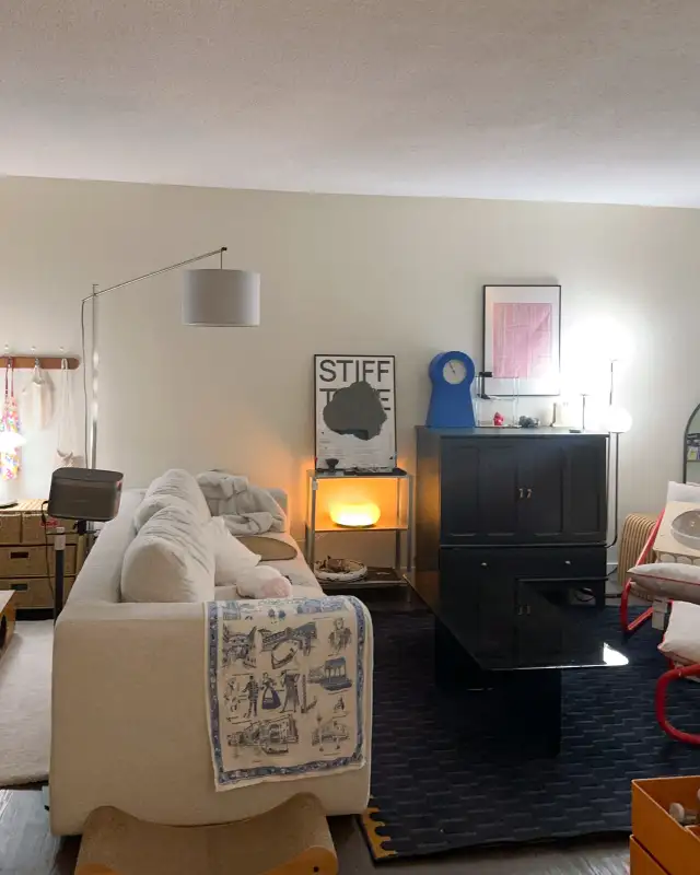 2 Bed 1 Bath | Near 17th Ave SW | 850 sq ft | Oct 1