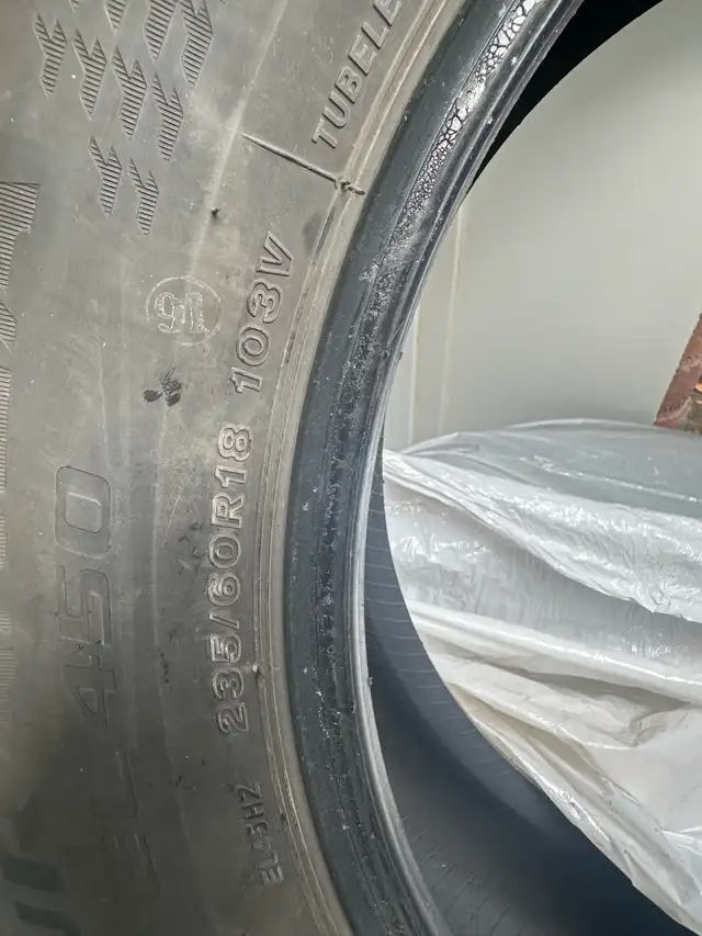 Bridgestone Turanza EL450  235/60/R18 103V in Tires & Rims in West Island - Image 5