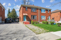 This One's A 3 Bdrm 2 Bth  Located At Evans And Islington