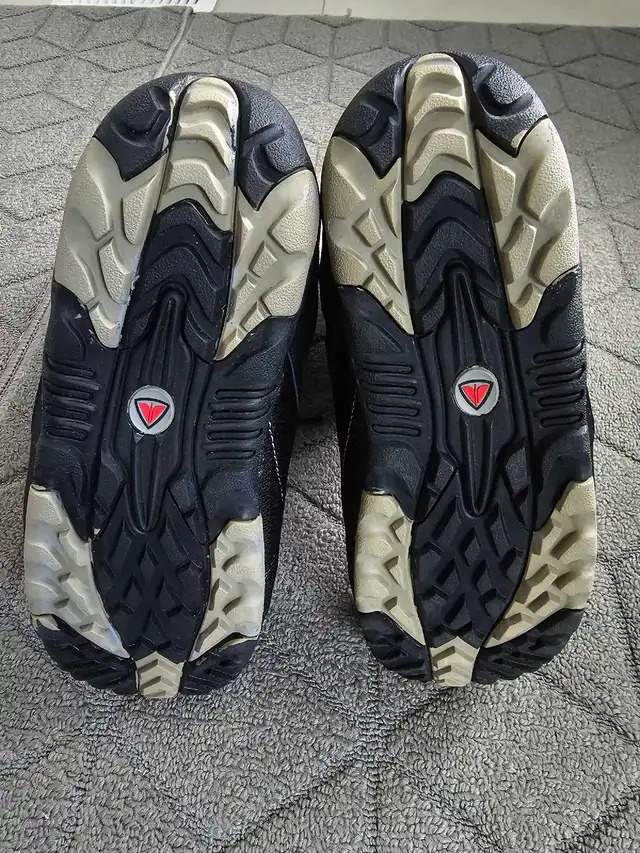 Firefly Mens Snowboard Boots with Skis and Bikes Canada Backpack in Snowboard in Calgary - Image 6