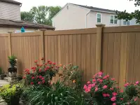 fence installation service, wood or vinyl fence (647) 936 2737