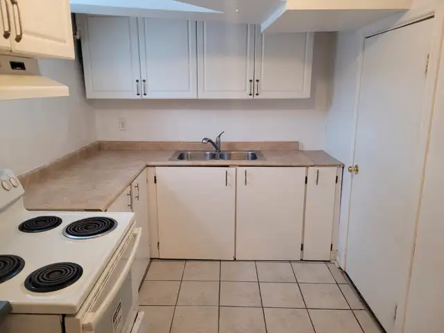 2-BR SPACIOUS & CLEAN Basement Apartment Image# 1
