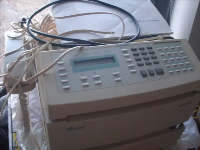 Used Lange Classic girl ice skates & more for sale.         4366 in Skates & Blades in City of Toronto - Image 9