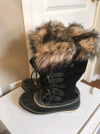 Sorel winter boots - women