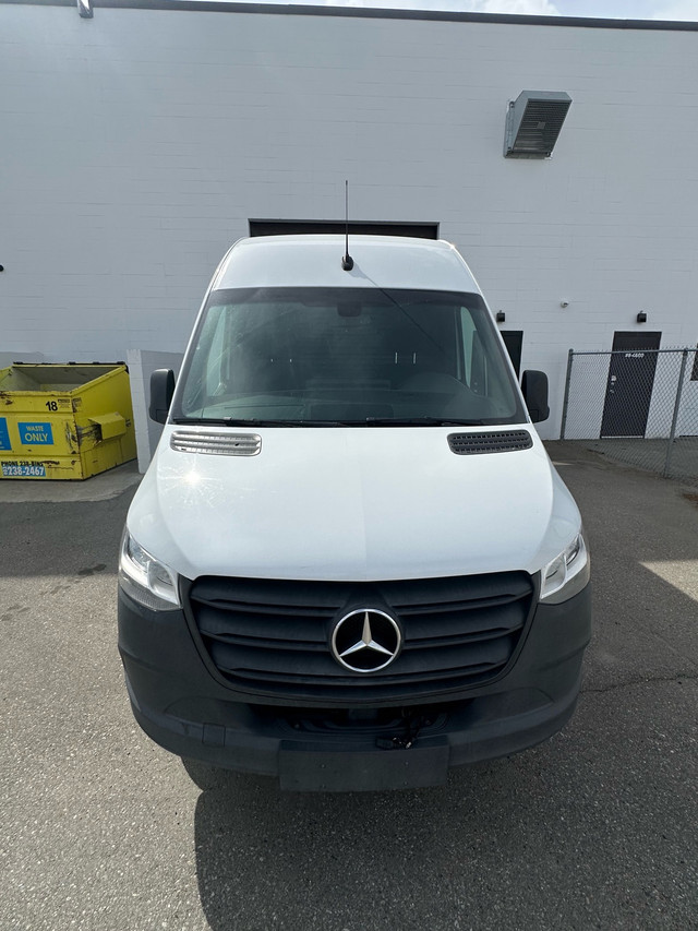Mercedes Sprinter 2500 170” in Cars & Trucks in Calgary - Image 2