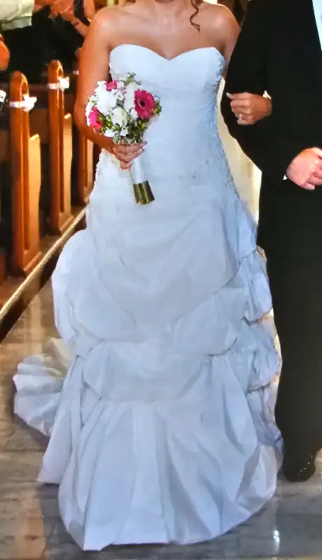 Sottero & Midgley Haute Couture Imperial Wedding Gown in Size 10 in Wedding in Ottawa - Image 7